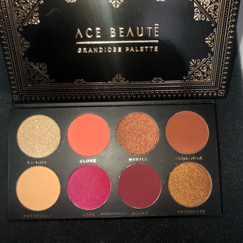 Ace Beautē - Eyeshadow Palette
